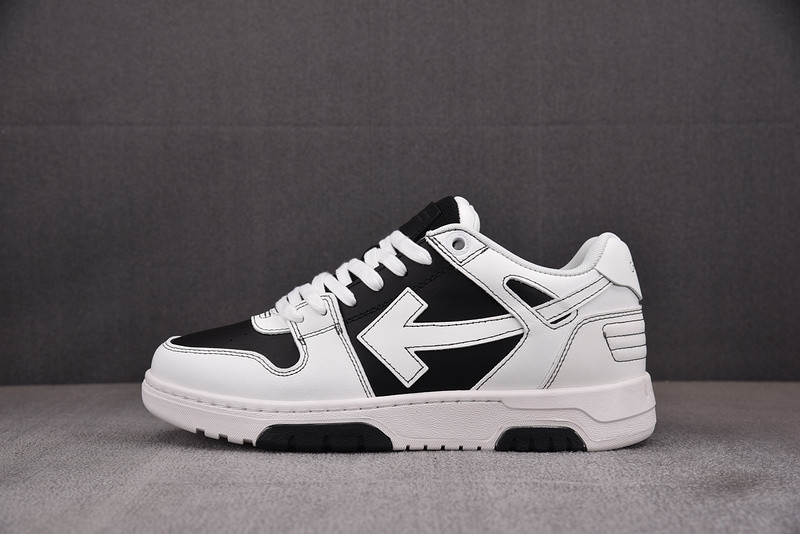 Off-White c/o Virgil Abloh
