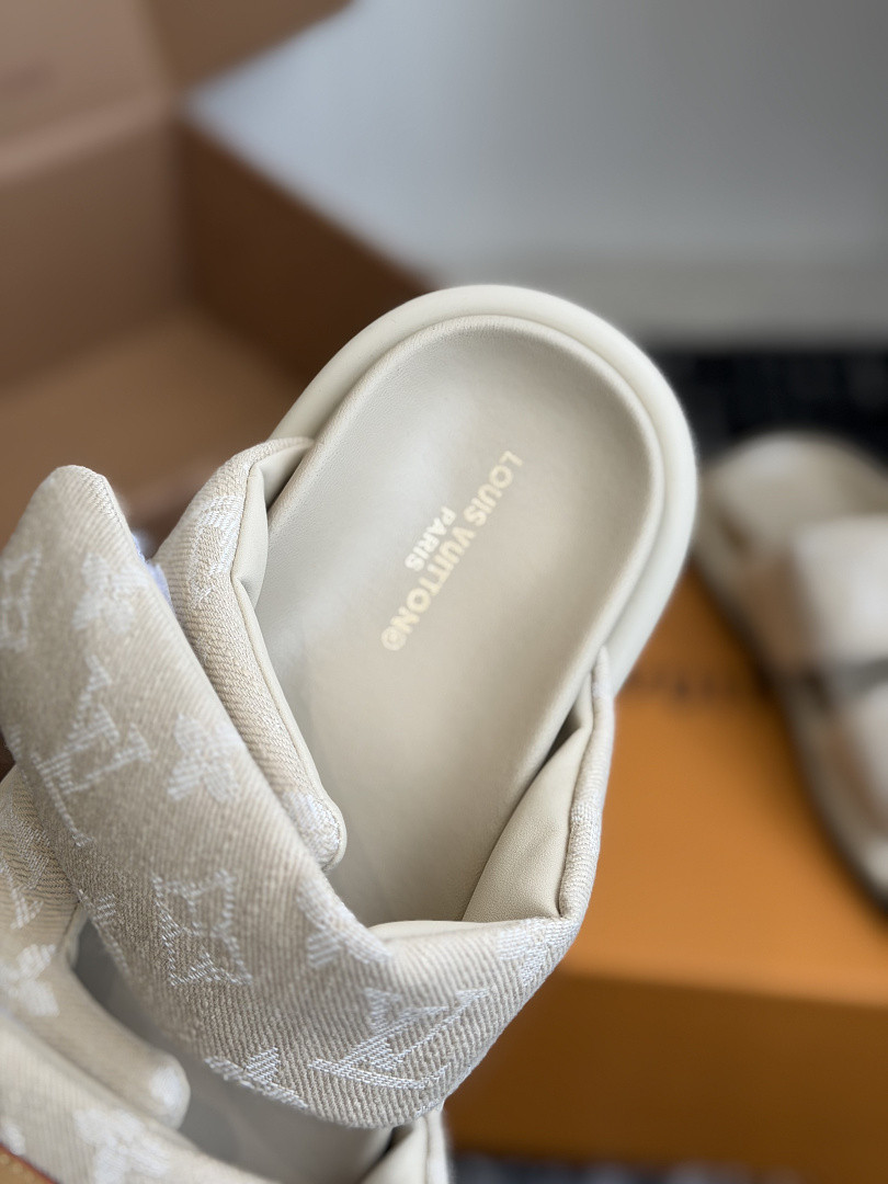 LOU1_TON SLIPPERS