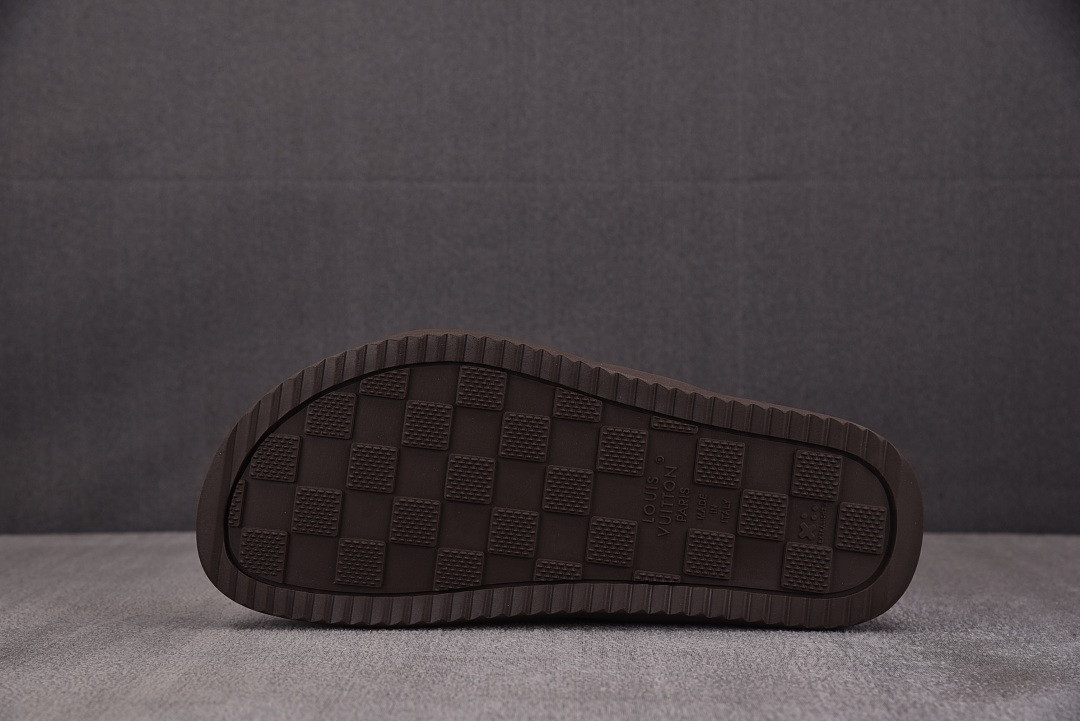 LOU1_TON SLIPPERS