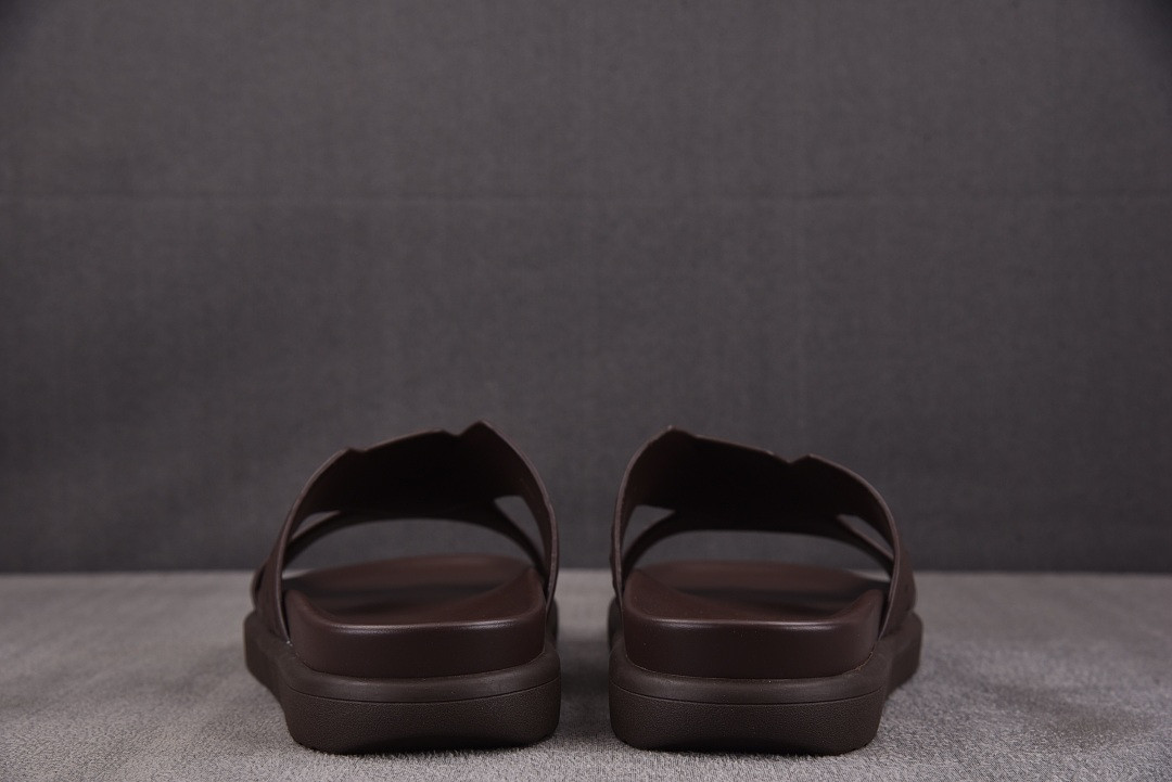 LOU1_TON SLIPPERS