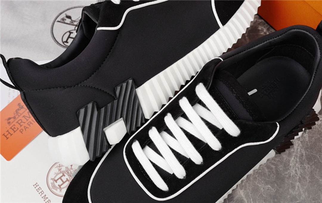 H*ER*MES SNEAKER