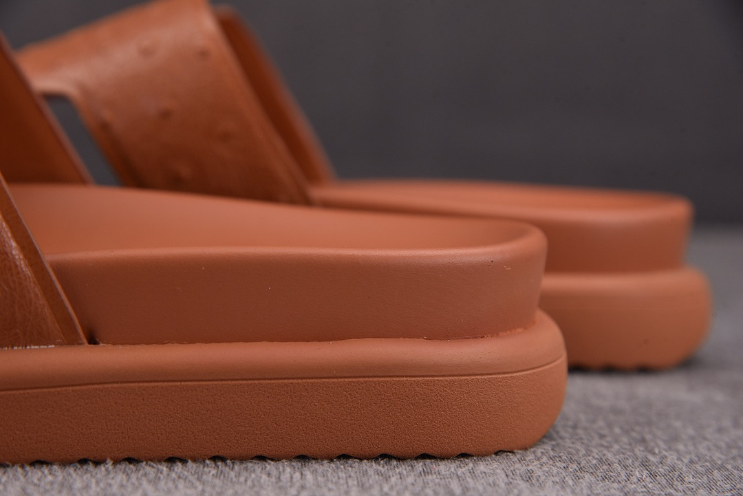 LOU1_TON SLIPPERS