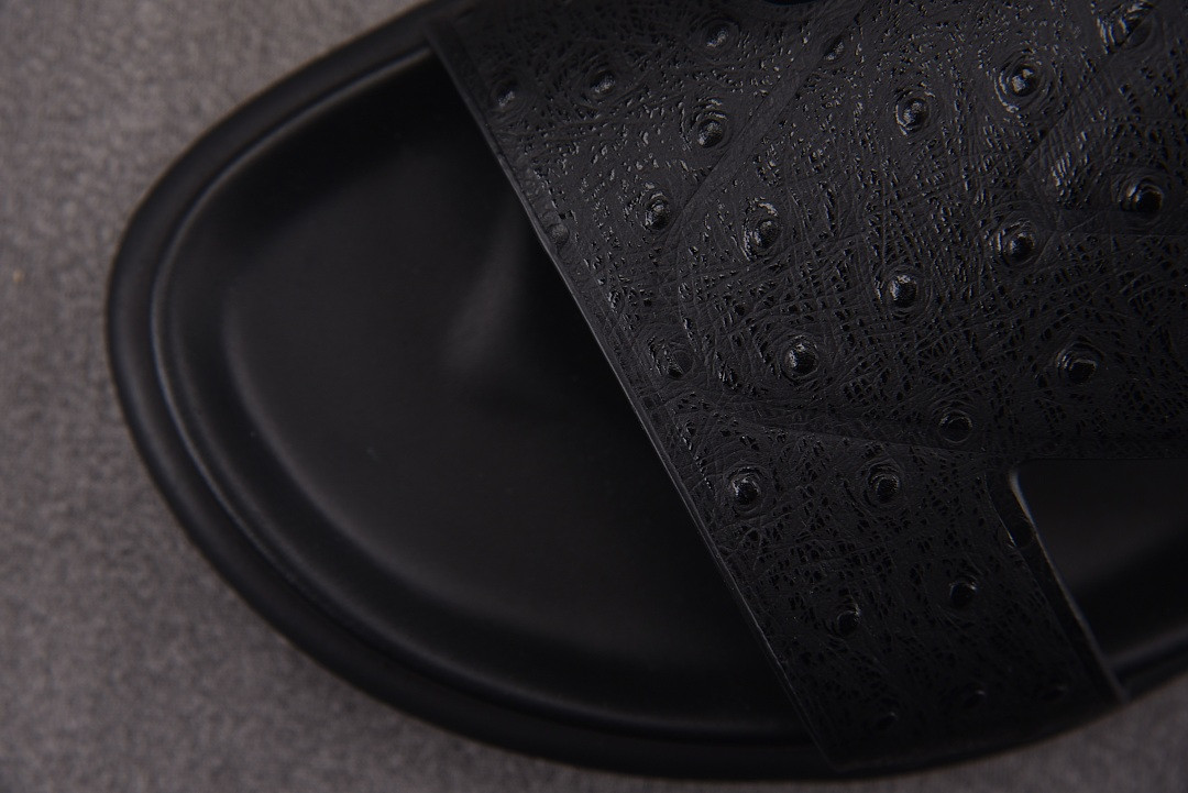 LOU1_TON SLIPPERS