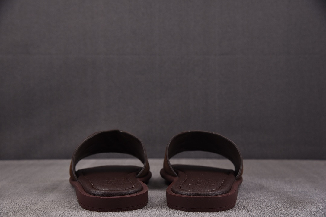 LOU1_TON SLIPPERS