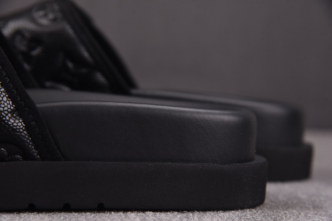 LOU1_TON SLIPPERS