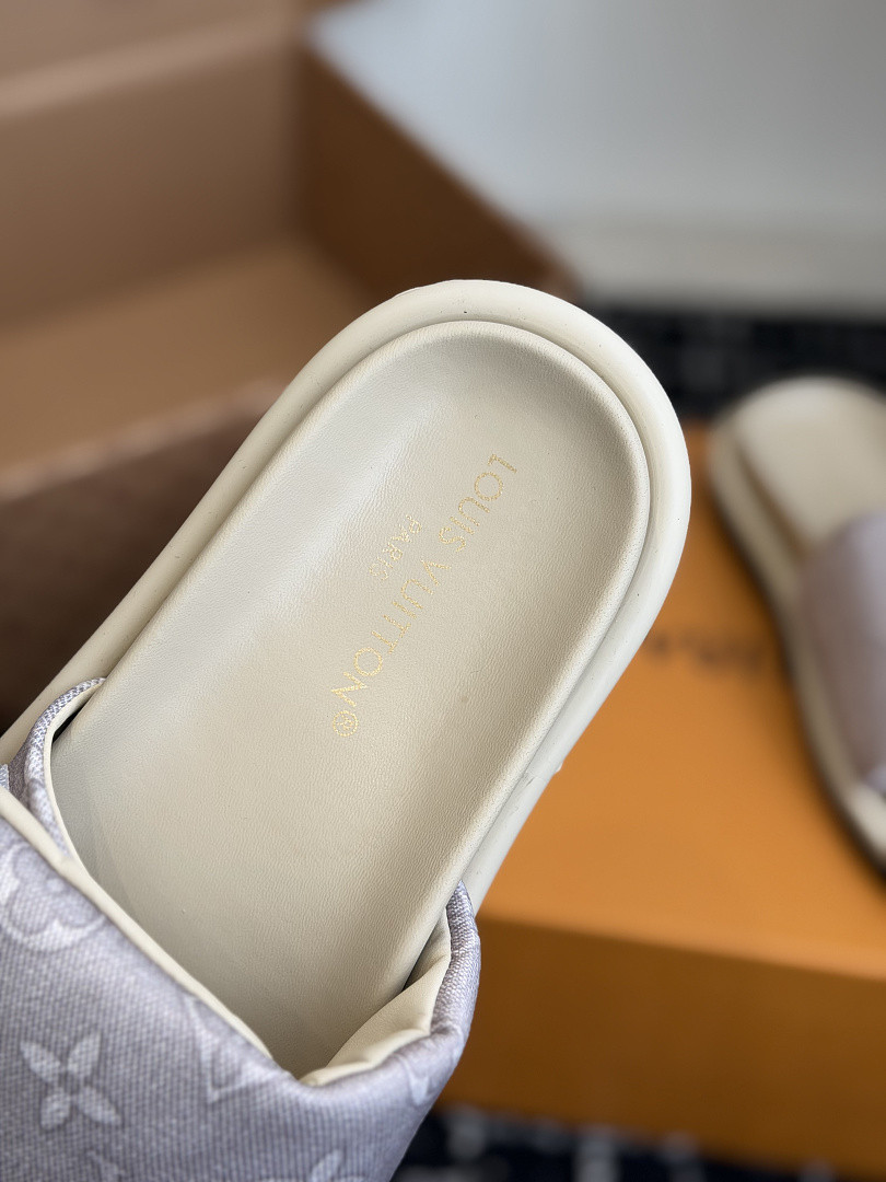 LOU1_TON SLIPPERS