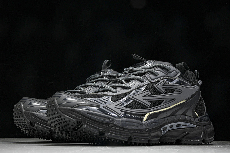 Off-White c/o Virgil Abloh