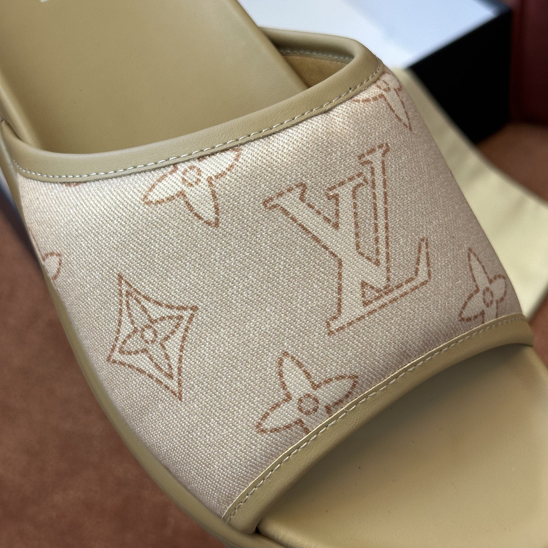LOU1_TON SLIPPERS