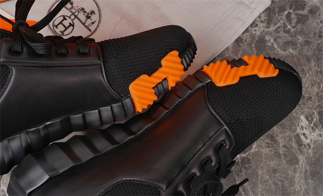 H*ER*MES SNEAKER