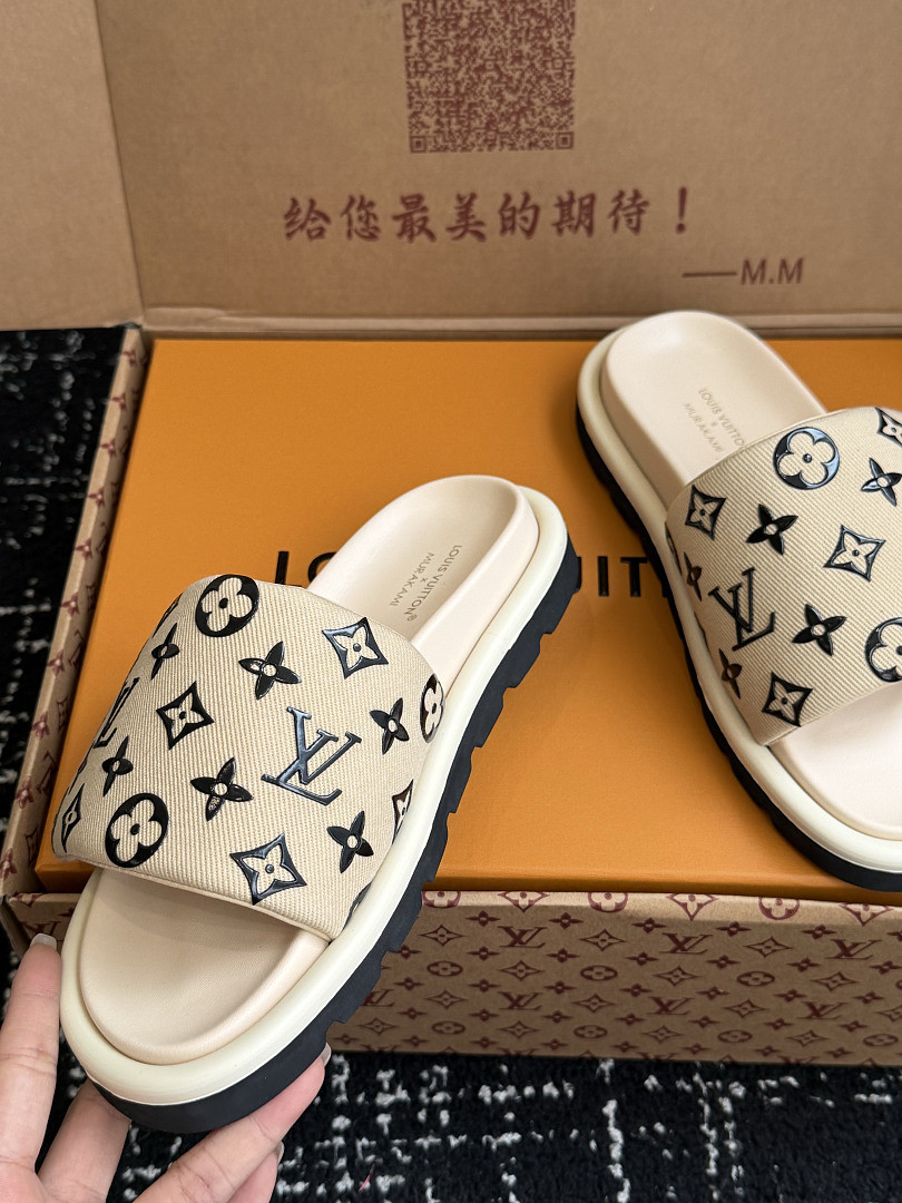 LOU1_TON SLIPPERS