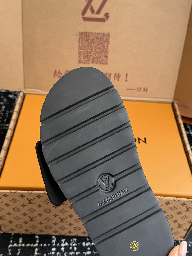 LOU1_TON SLIPPERS