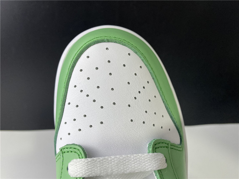 Nike SB Dunk Low Green Tender Powder CU1726-188