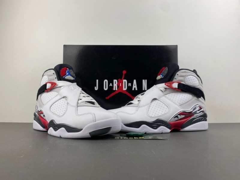 Jordan 8 Retro Bugs Bunny (2025) Men