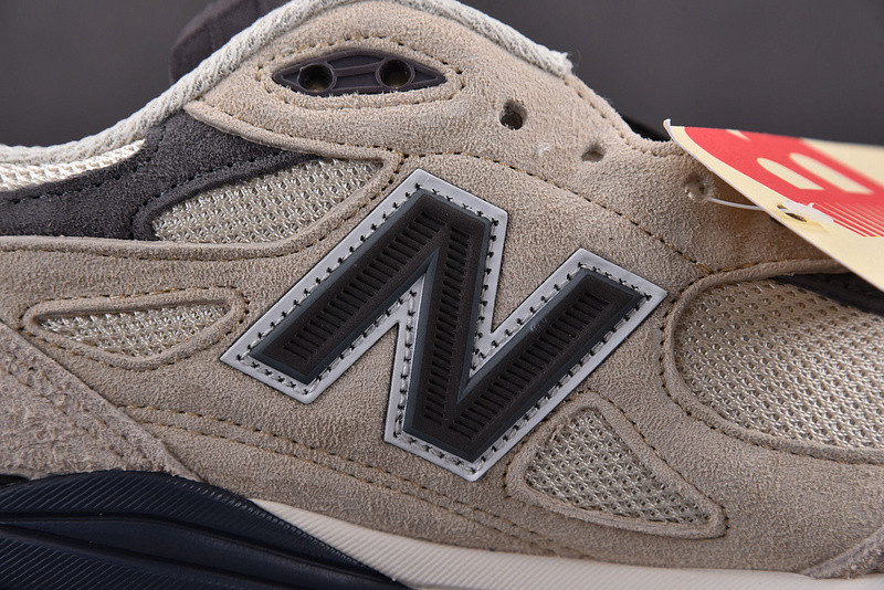New Balance 990v3 M990AD3