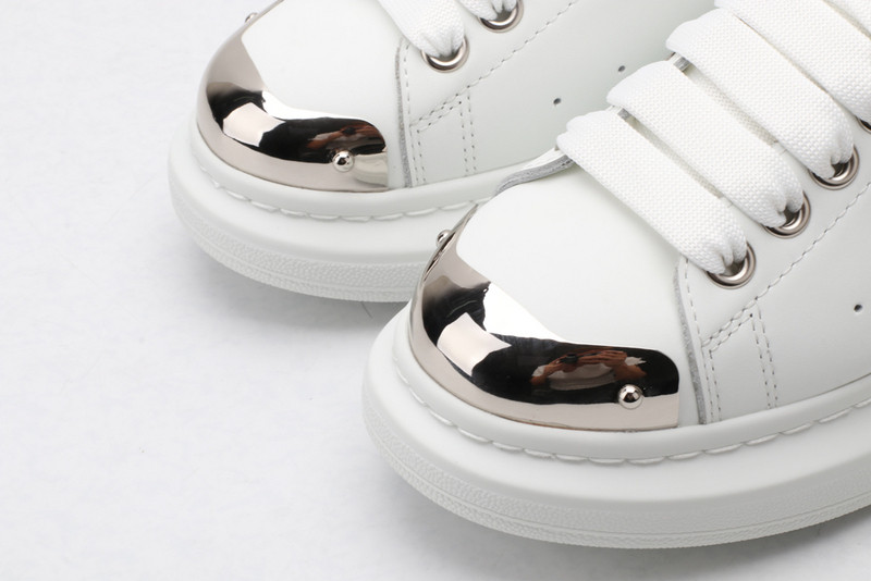 ALEXANDER MCQUEEN SNEAKER