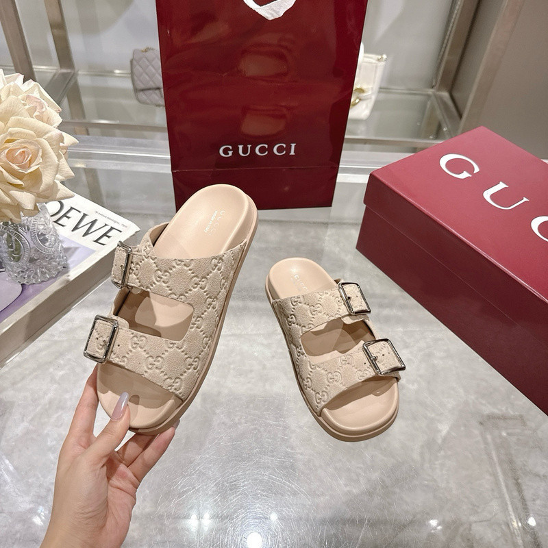 GUC LEATHER SLIDE