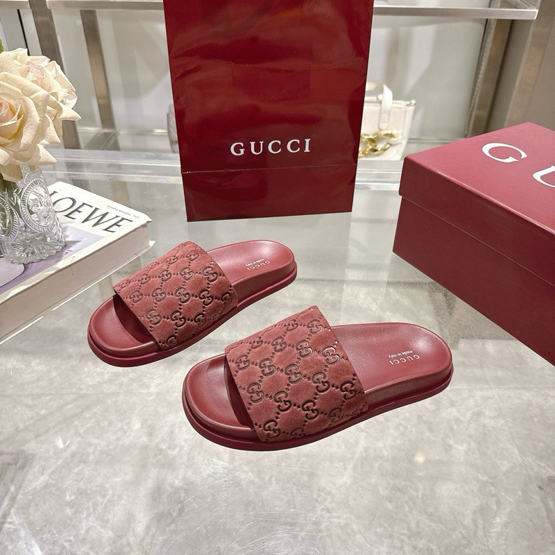 GUC LEATHER SLIDE