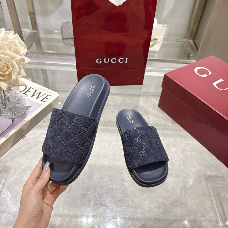GUC LEATHER SLIDE
