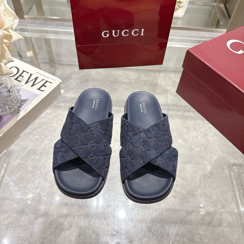 GUC LEATHER SLIDE