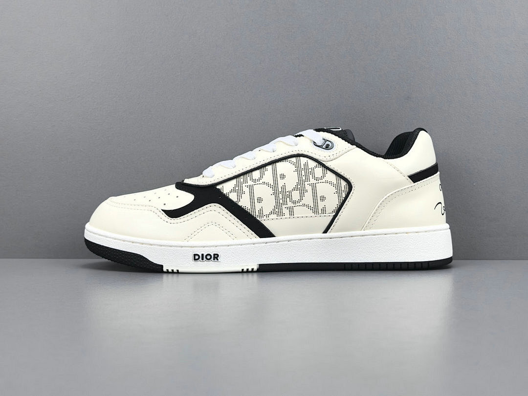 D10r SNEAKERS