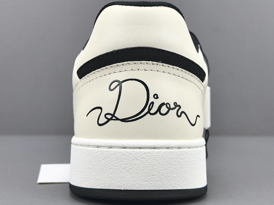 D10r SNEAKERS