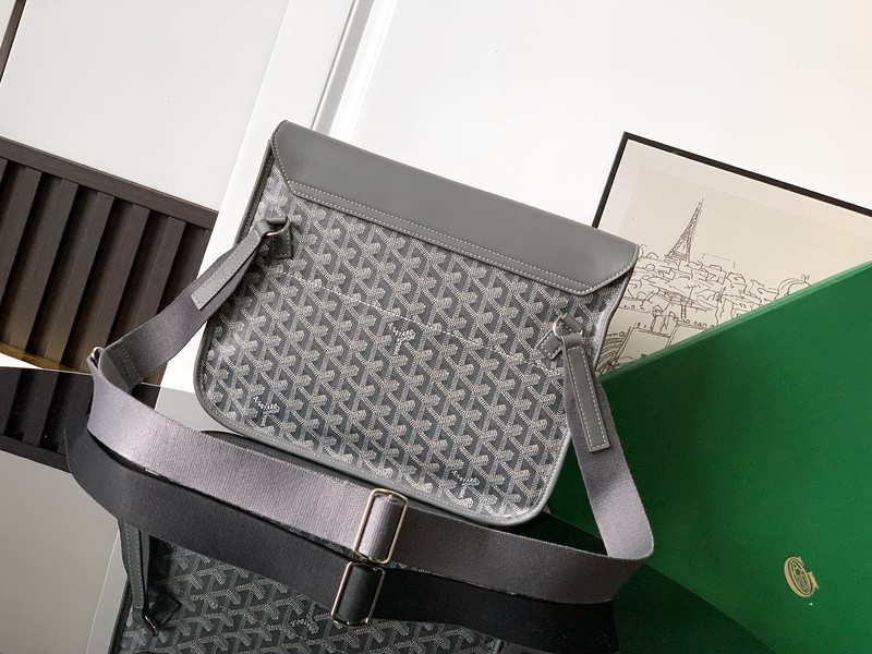 GOYARD Postman Bag