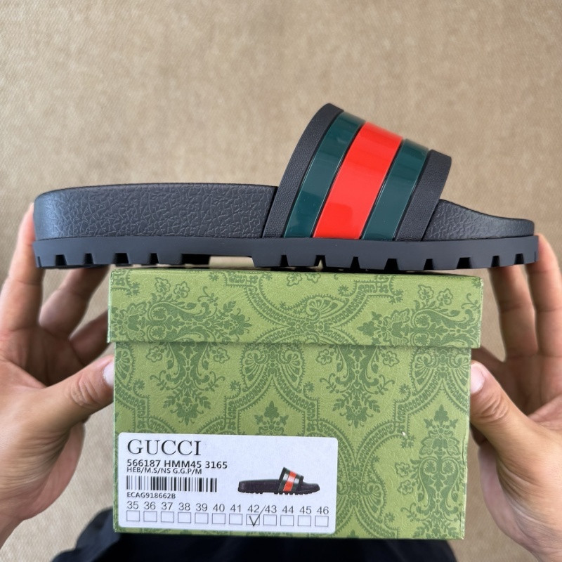 GUC LEATHER SLIDE