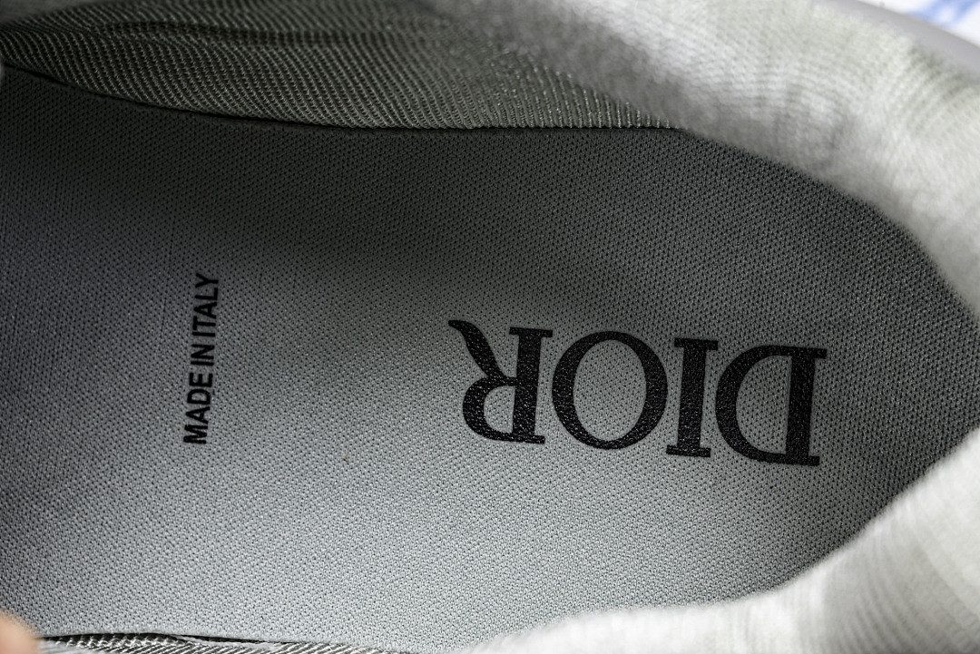 D10r SNEAKERS