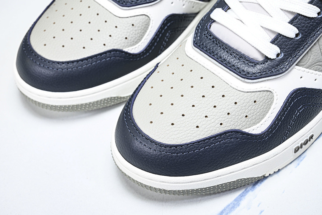 D10r SNEAKERS