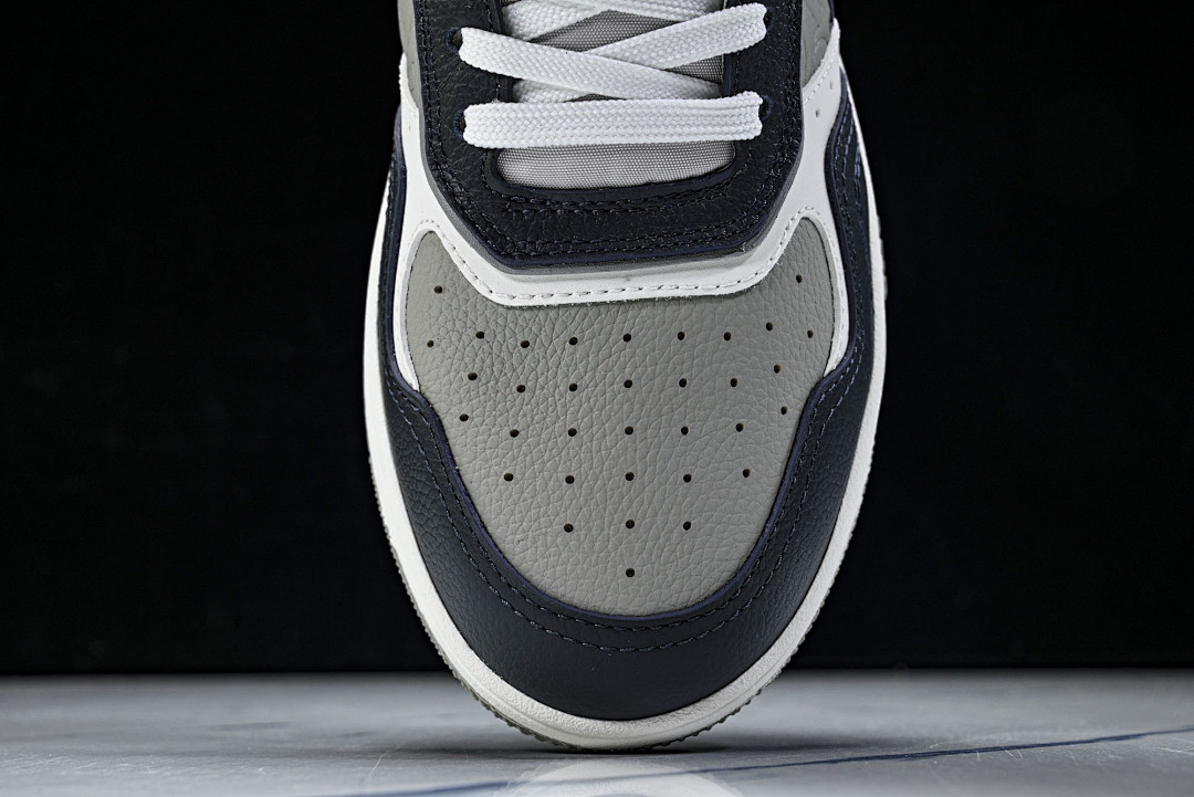 D10r SNEAKERS