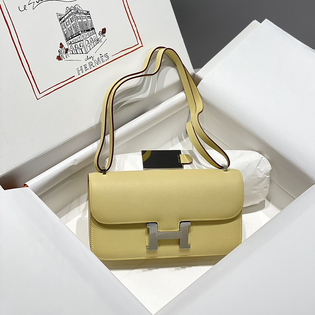 H*RMES BAGS size 26x16x6cm