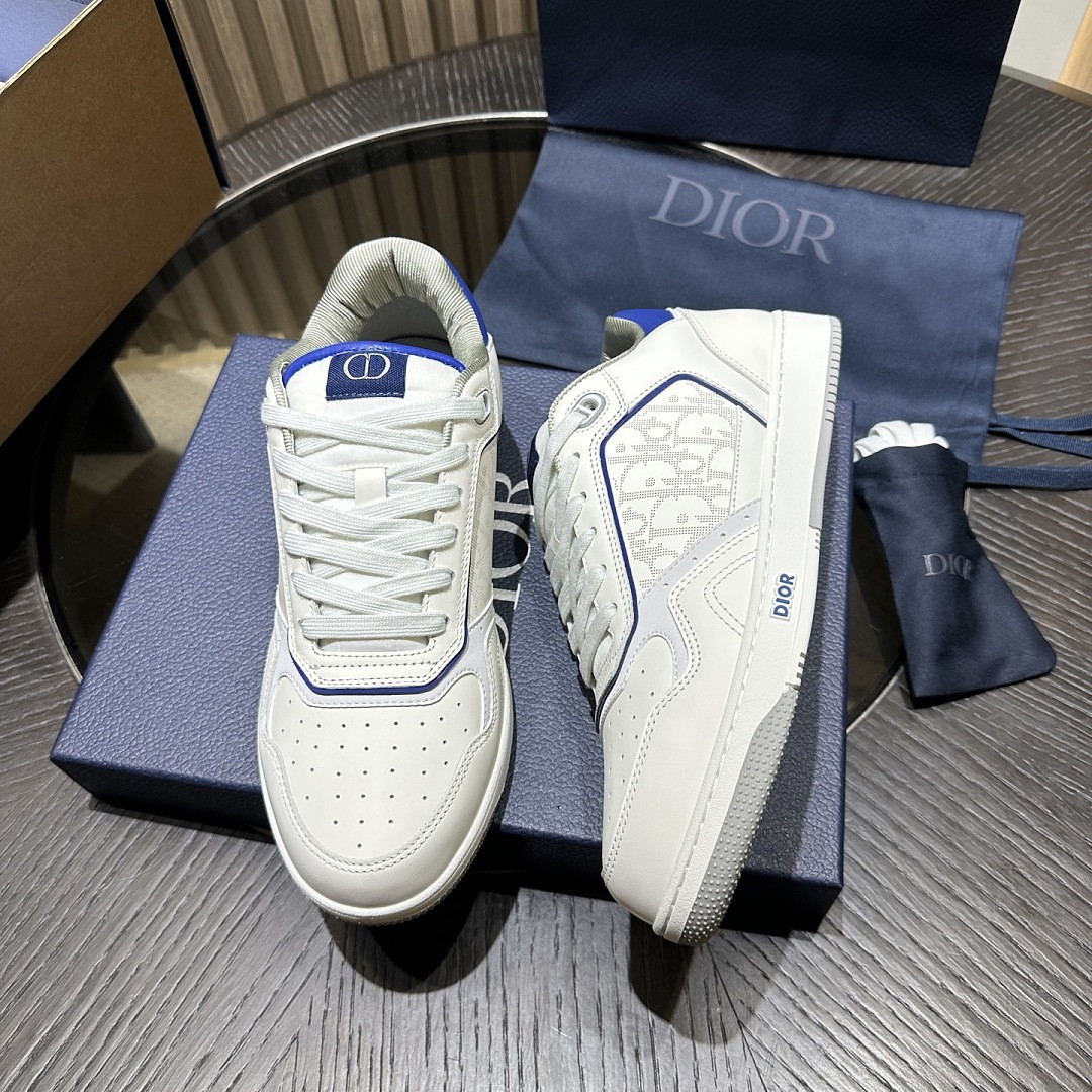 D10r SNEAKERS