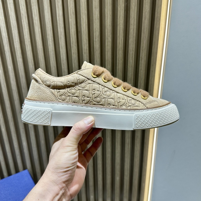 DR B33 SNEAKER
