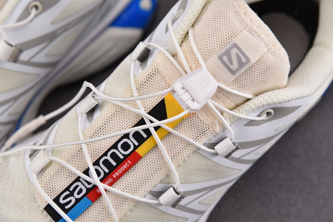 SALOMON XT-6 