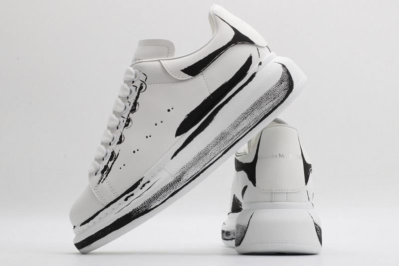 ALEXANDER MCQUEEN SNEAKER