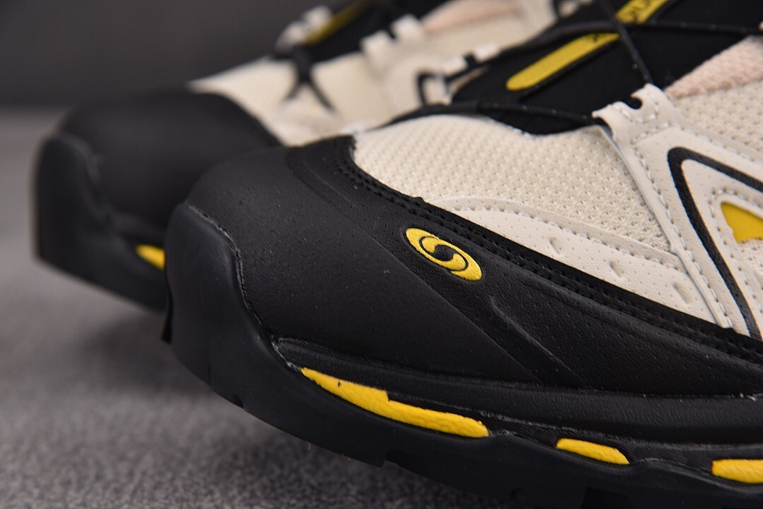 XT-QUEST GORE-TEX Orange | Salomon 477810