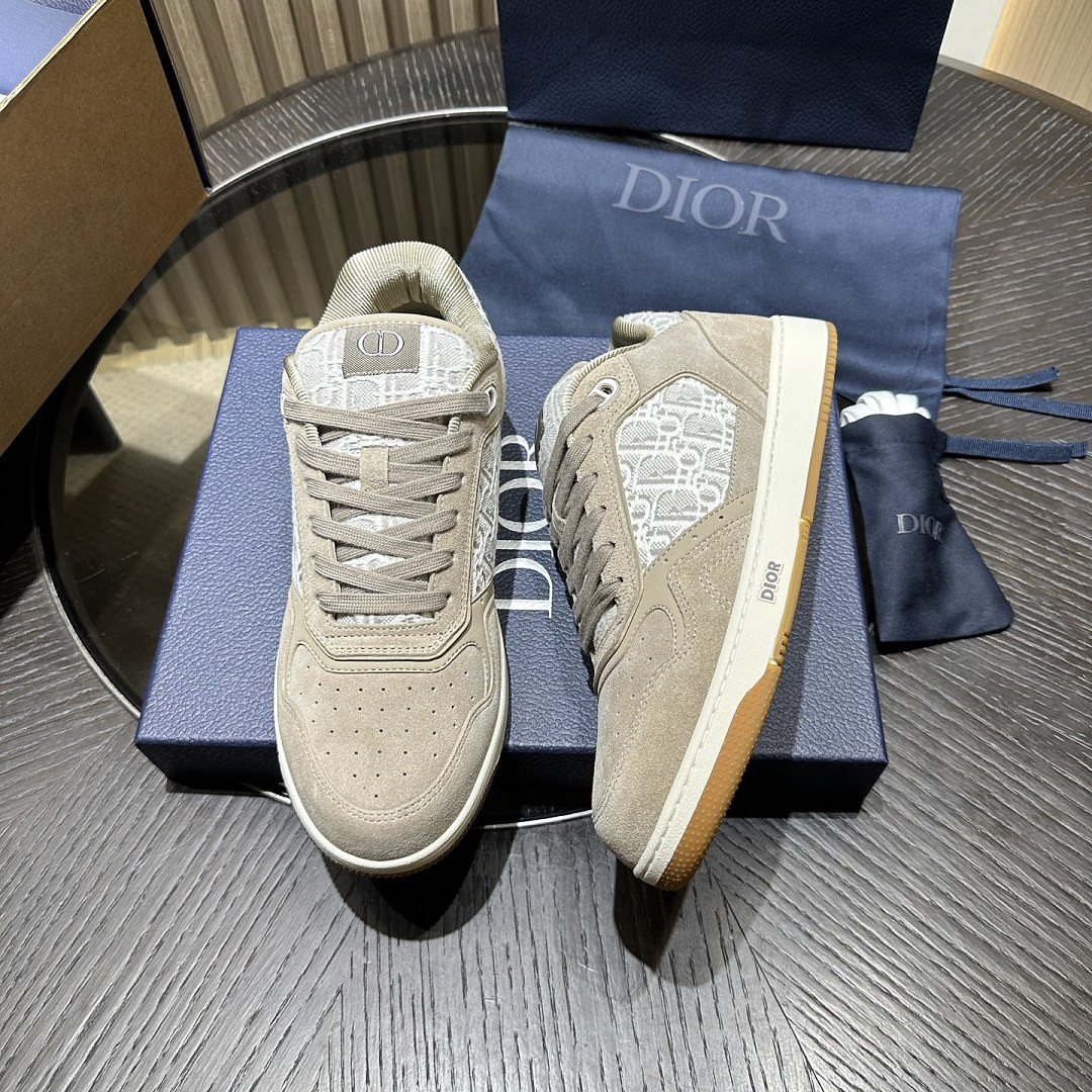 D10r SNEAKERS