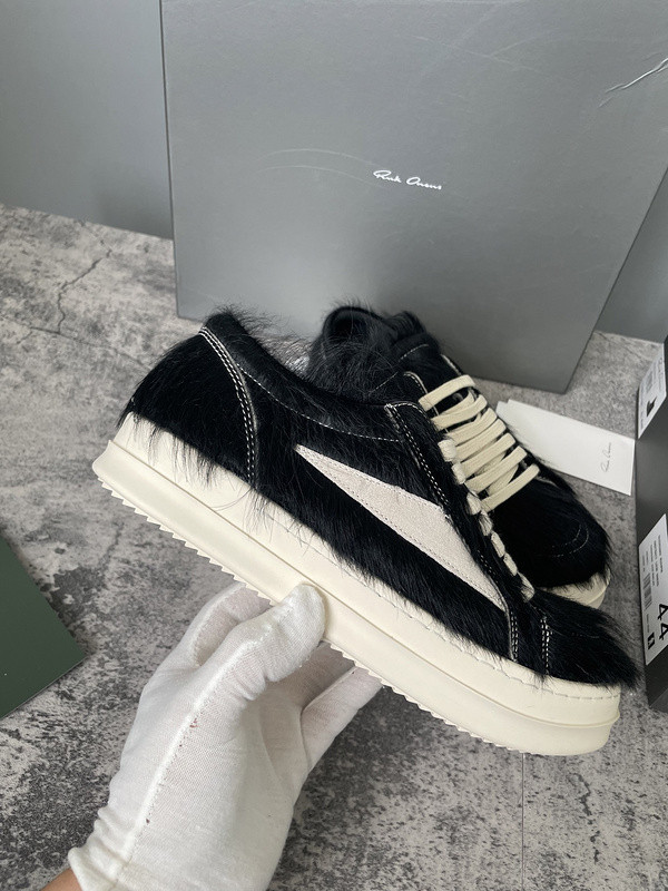 RICK 0WENS SNEAKERS