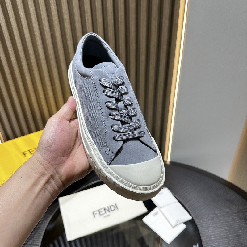 FENDI SNEAKERS