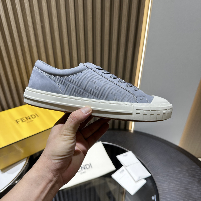 FENDI SNEAKERS