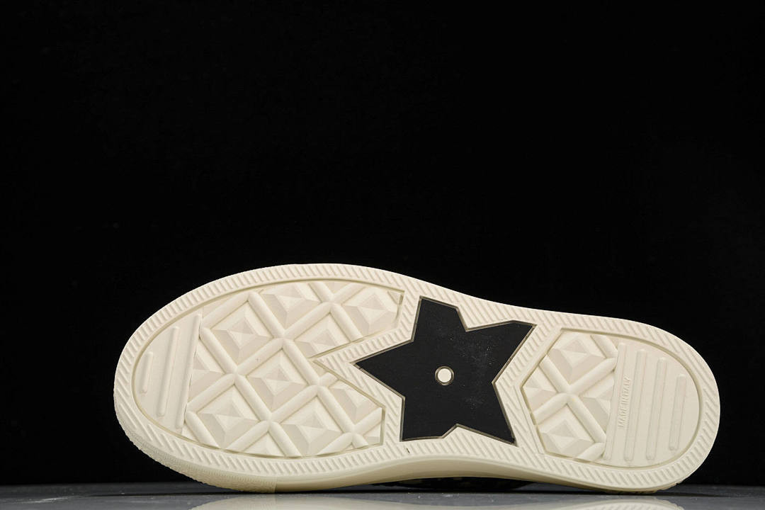 B23 OBLIQUE LOW SNEAKERS
