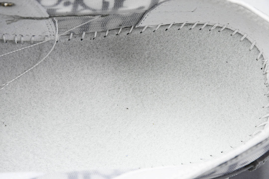 B23 OBLIQUE LOW SNEAKERS
