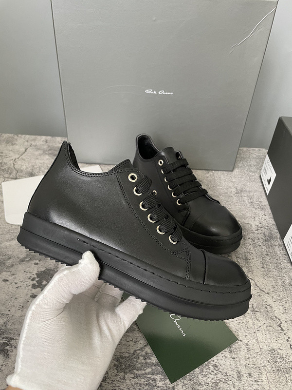 RICK 0WENS SNEAKERS
