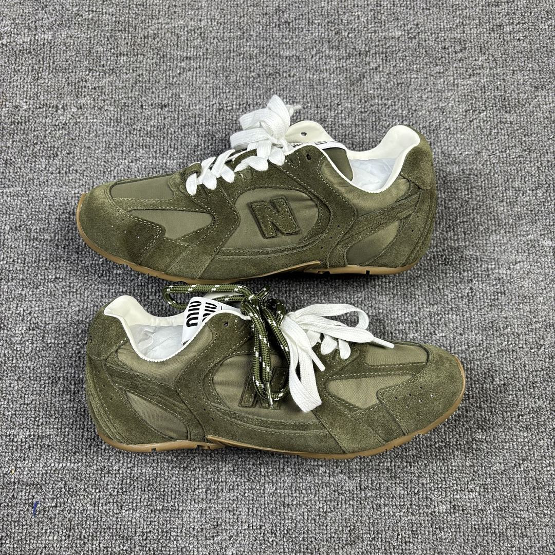 Miu Miu x New Balance 530 Sneakers