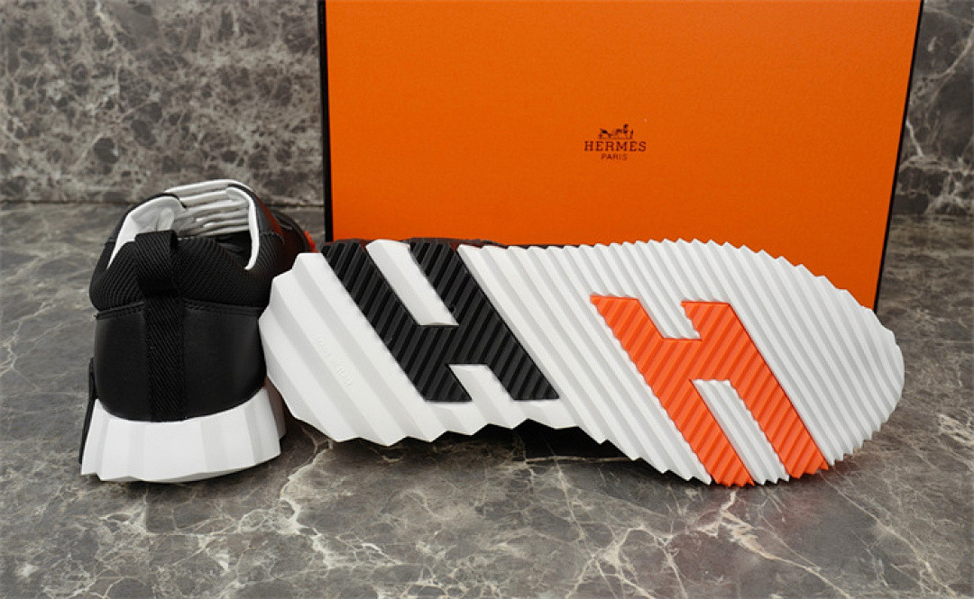 H*ER*MES SNEAKER