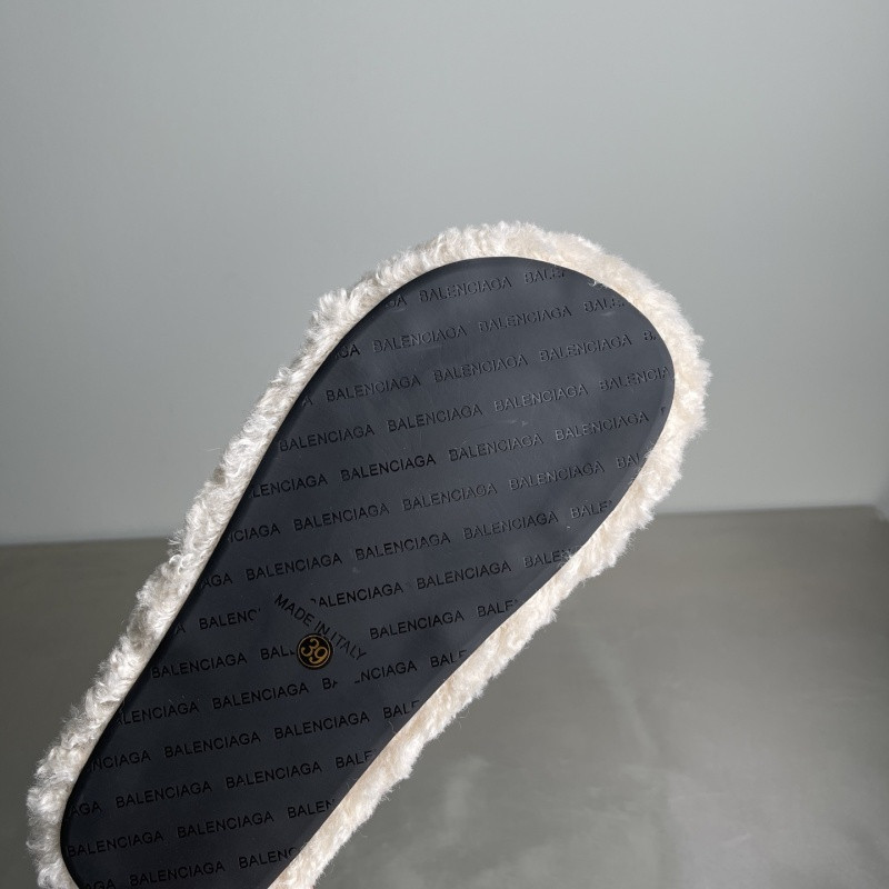 Ba1en*iaga SLIDES
