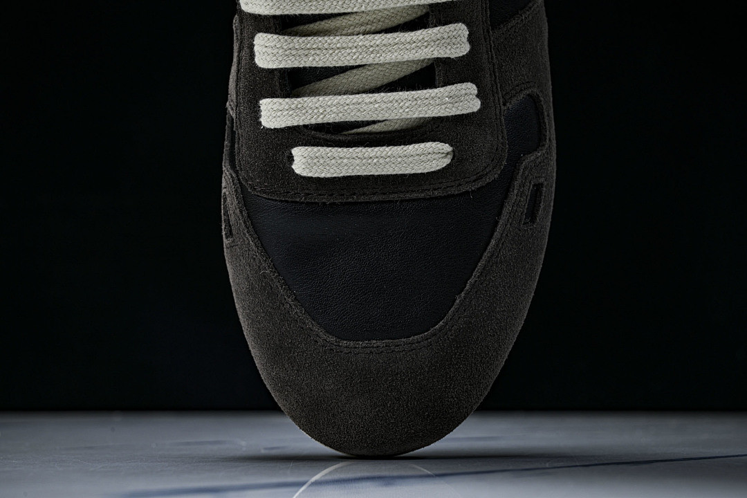 RICK 0WENS SNEAKERS