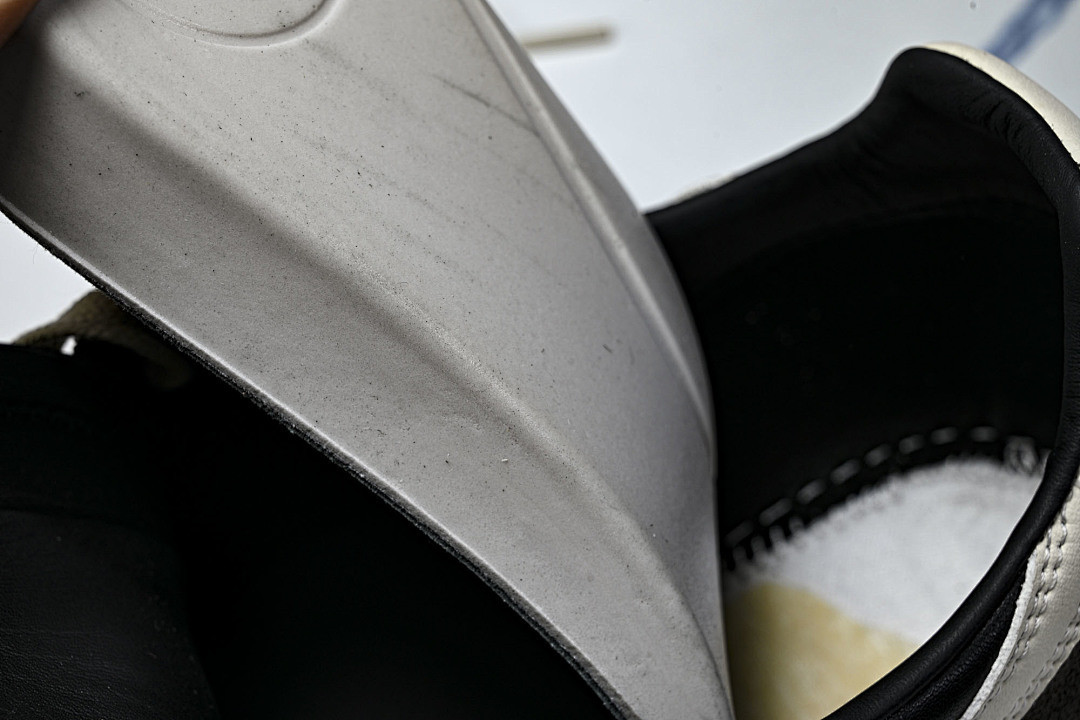 RICK 0WENS SNEAKERS