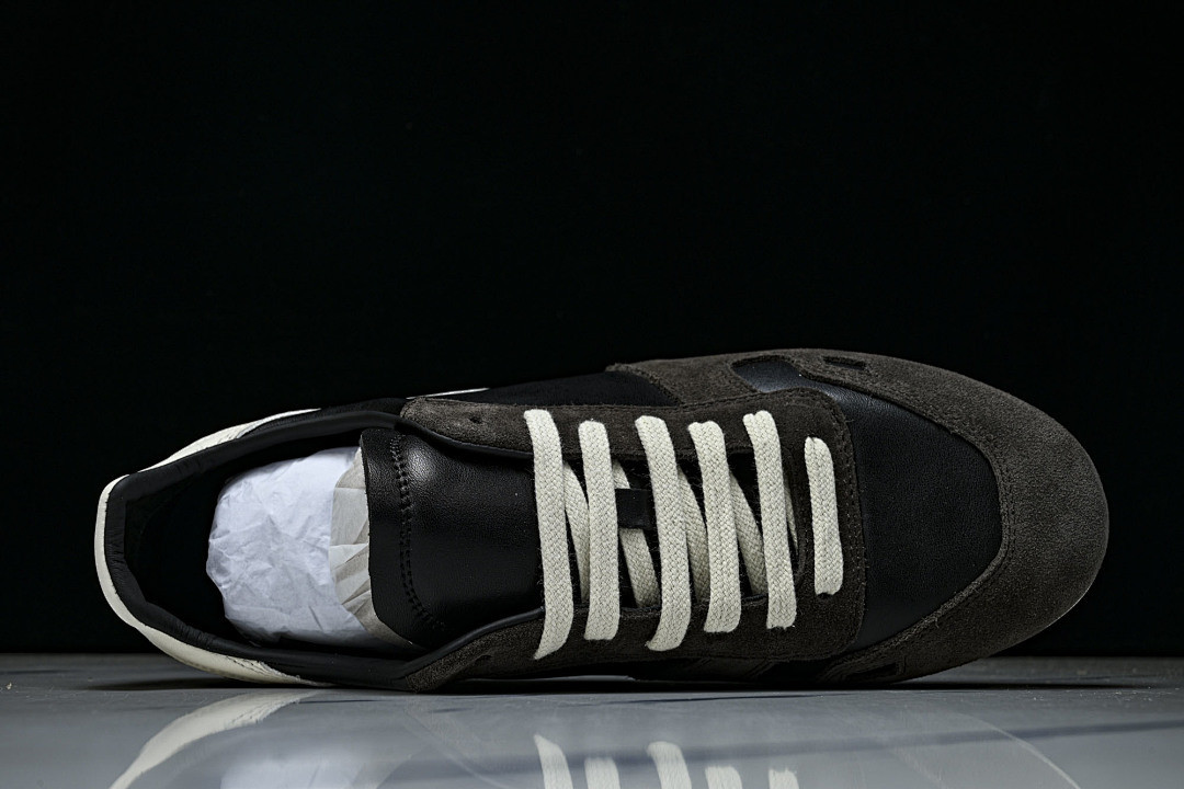 RICK 0WENS SNEAKERS