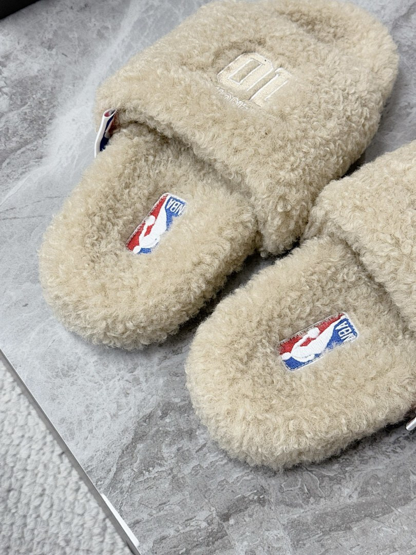 Ba1en*iaga SLIDES